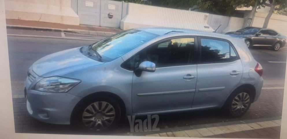 מודעת רכב טויוטה אוריס