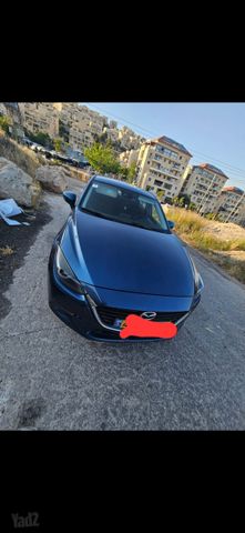 מודעת רכב מאזדה 3