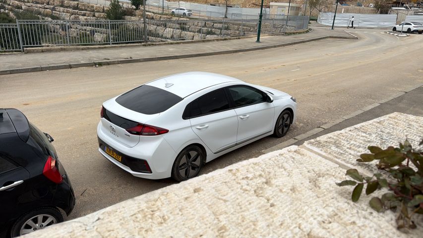 מודעת רכב יונדאי איוניק