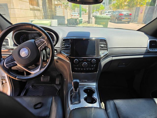 גרנד צ'ירוקי Limited אוט׳ בנזין 3.6 (290 כ״ס)
