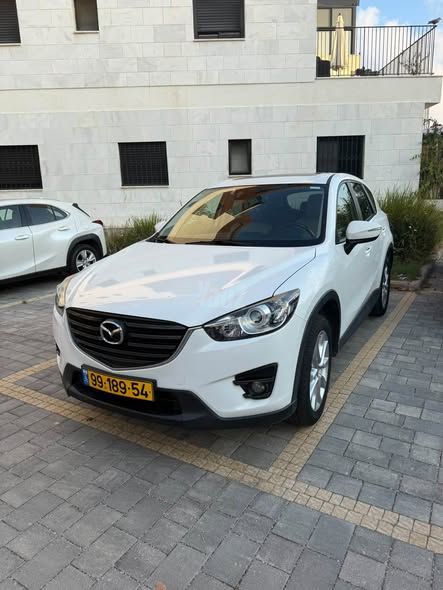 מודעת רכב מאזדה CX-5