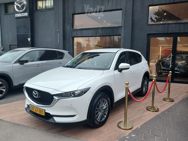 מודעת רכב מאזדה CX-5