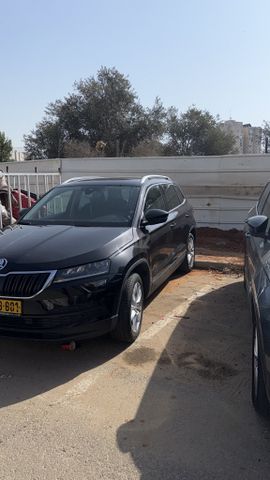 מודעת רכב סקודה קארוק