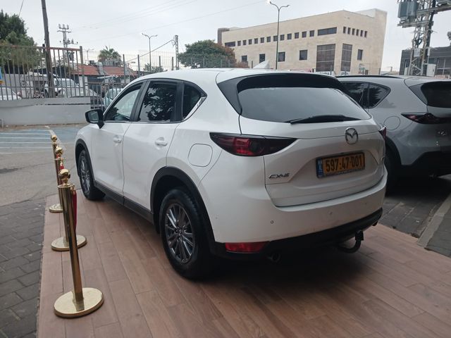 מודעת רכב מאזדה CX-5 1