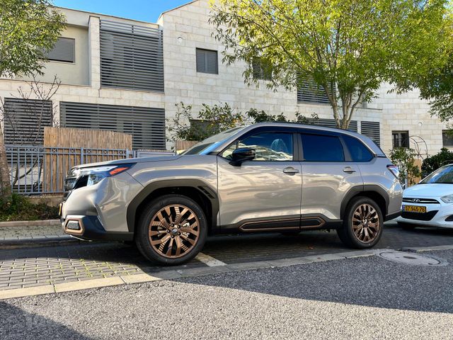 פורסטר Sport אוט׳ 2.5 (180 כ״ס)