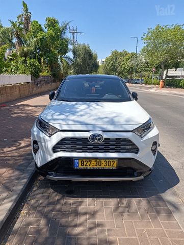 מודעת רכב טויוטה RAV4