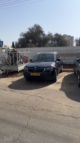 מודעת רכב סקודה קארוק