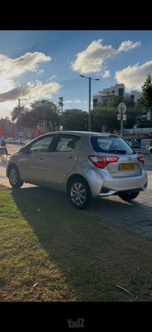 מודעת רכב טויוטה יאריס