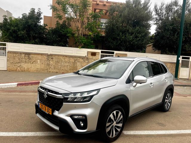 S-Cross 4X2 Glx Hybrid היברידי אוט׳ האצ'בק 1.4 (129 כ״ס)