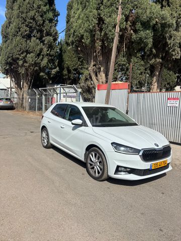 פאביה Style אוט׳ 1.5 (150 כ״ס)
