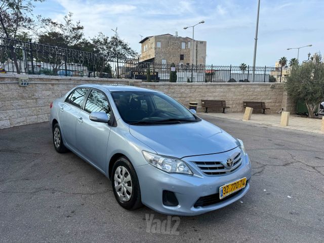 מודעת רכב טויוטה קורולה
