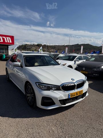 מודעת רכב ב מ וו סדרה 3