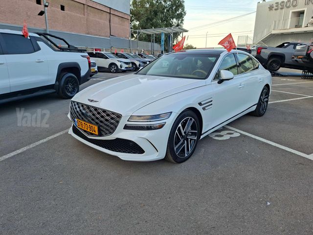 מודעת רכב ג'נסיס G80