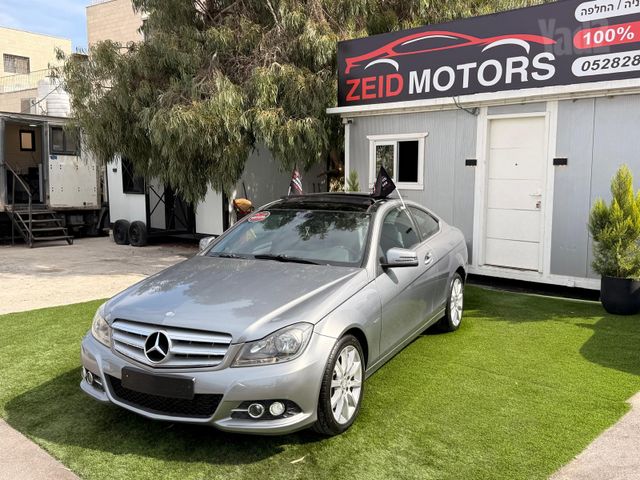 מודעת רכב מרצדס-בנץ C-class