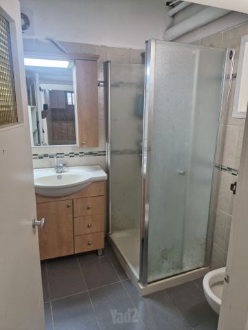 אלעזר בן יאיר 15