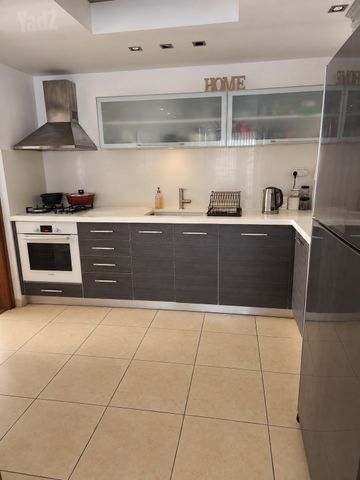 תמונה מהדירה ברחובות, 4 חדרים