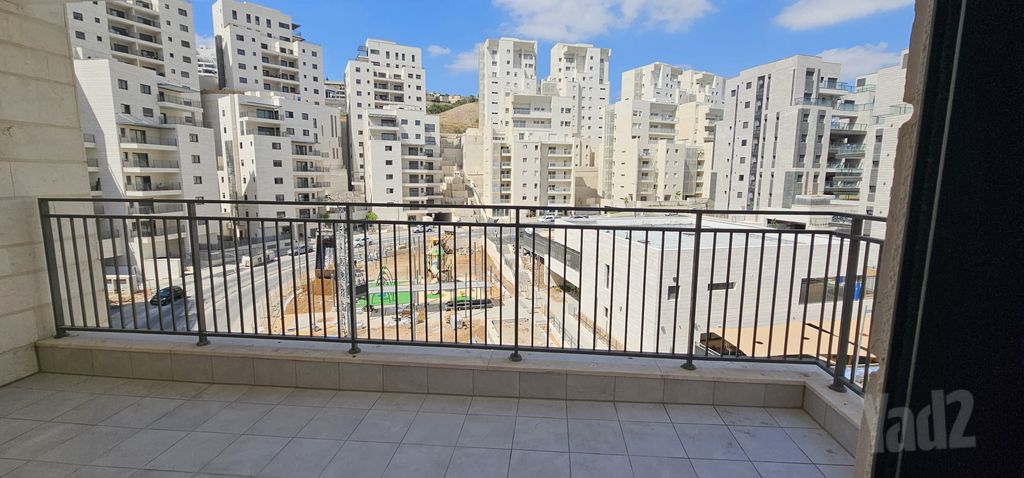 שמעון מישורי 22