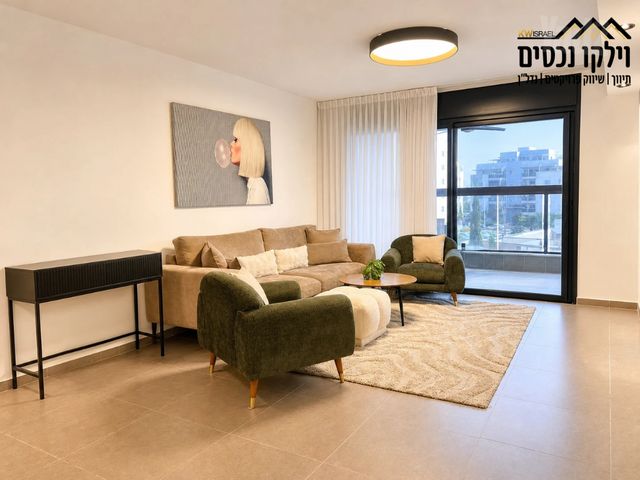 דבורה עומר
