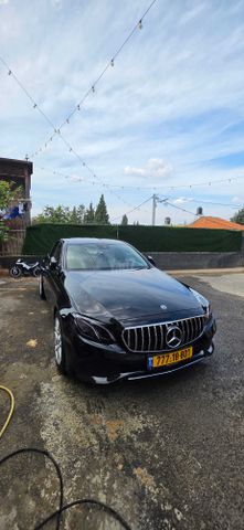 מודעת רכב מרצדס-בנץ E-class