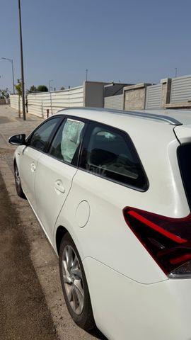 מודעת רכב טויוטה אוריס