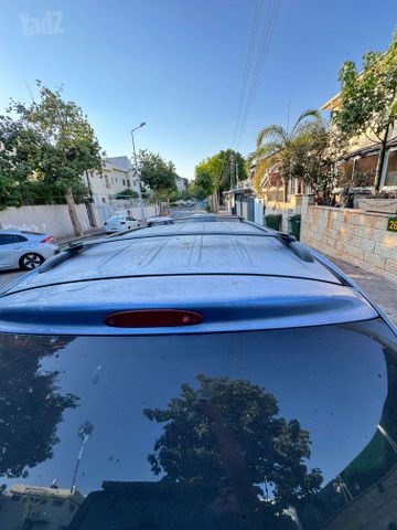 מודעת רכב קרייזלר טאון אנד קאנטרי