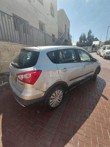 מודעת רכב סוזוקי קרוסאובר