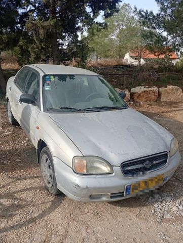 בלנו GLX אוט׳ בנזין סדאן 4 דל 1.6 (96 כ״ס)