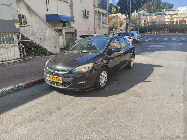 אסטרה Enjoy אוט׳ בנזין סדאן 4 דל 1.4 (140 כ״ס)