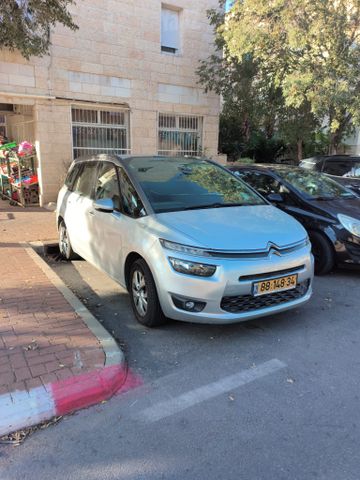 מודעת רכב סיטרואן C4 פיקאסו