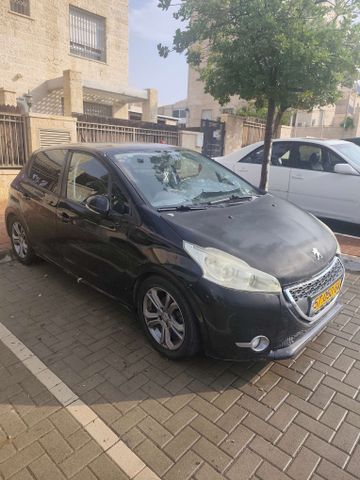 מודעת רכב פיג'ו 208
