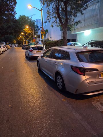 מודעת רכב טויוטה קורולה