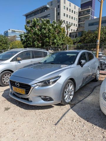 מודעת רכב מאזדה 3