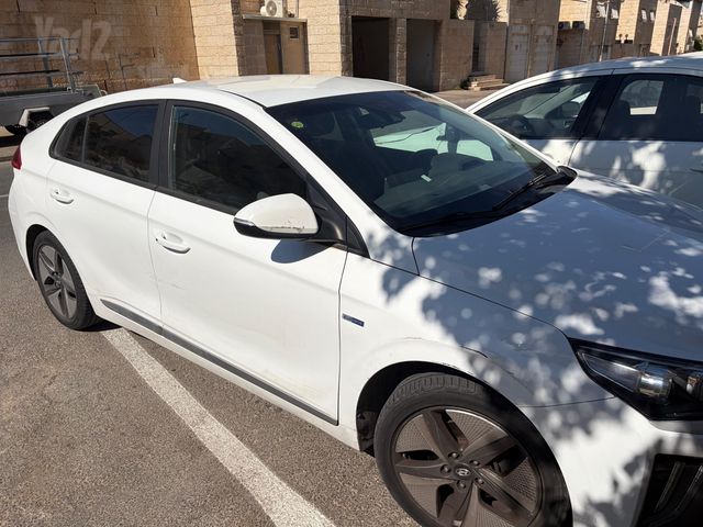 מודעת רכב יונדאי איוניק
