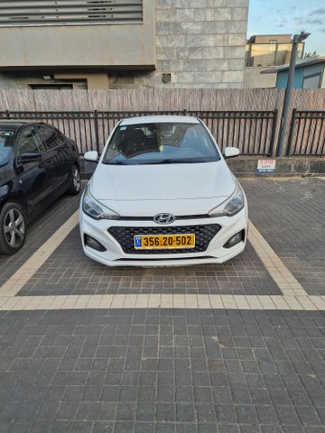 מודעת רכב יונדאי i20