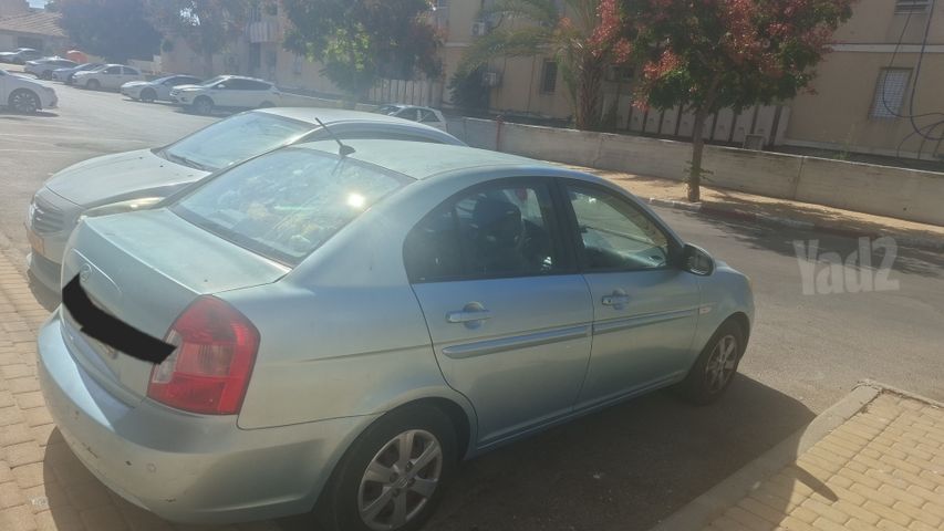 אקסנט i25 GL אוט׳ 1.4 (97 כ״ס)