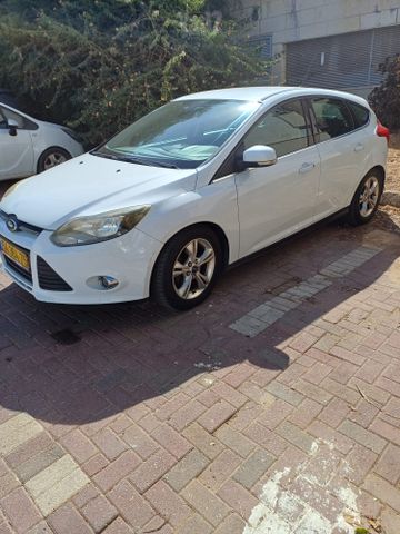 פוקוס Sport אוט׳ האצ'בק 5 דל 1.6 (125 כ״ס) [2011-2014]