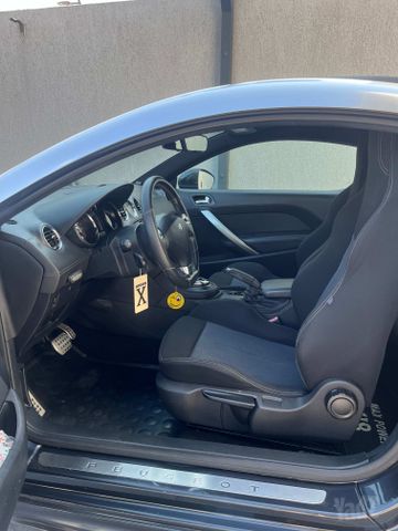 מודעת רכב פיג'ו RCZ