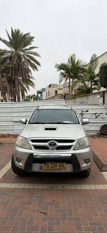 היילקס ויגו 4X4 אוט׳ דאבל קבינה 5 מק 4 דל 3.0 (171 כ״ס)