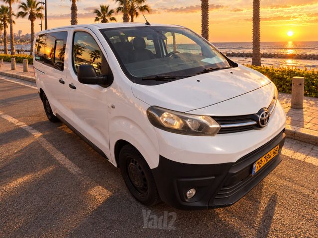 מודעת רכב טויוטה פרואייס
