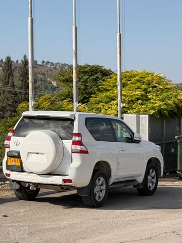 לנד קרוזר Luxury Short אוט׳ 2.8 (177 כ״ס) [2015-2022]