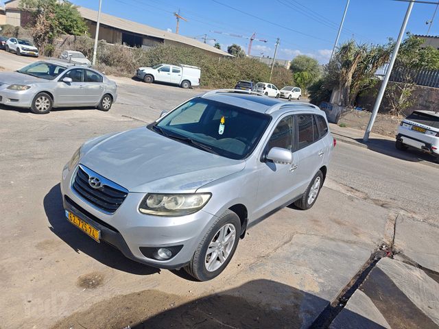 מודעת רכב יונדאי סנטה פה