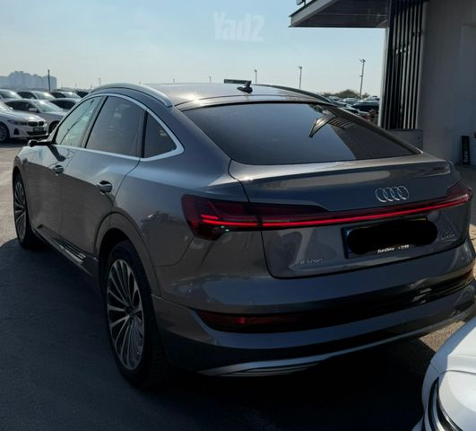 E-tron Advanced Luxury חשמלי אוט׳ (408 כ״ס)