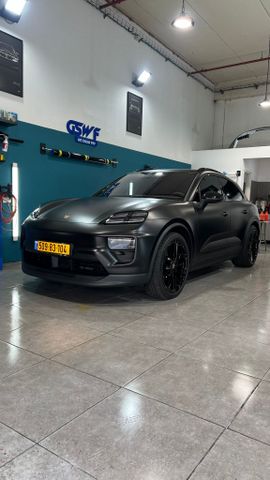 מקאן OP GTS חשמלי אוט׳ (387 כ״ס)