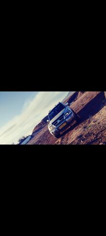 פג'רו GLS אוט׳ דיזל 5 מק 3 דל 3.2 (160 כ״ס)