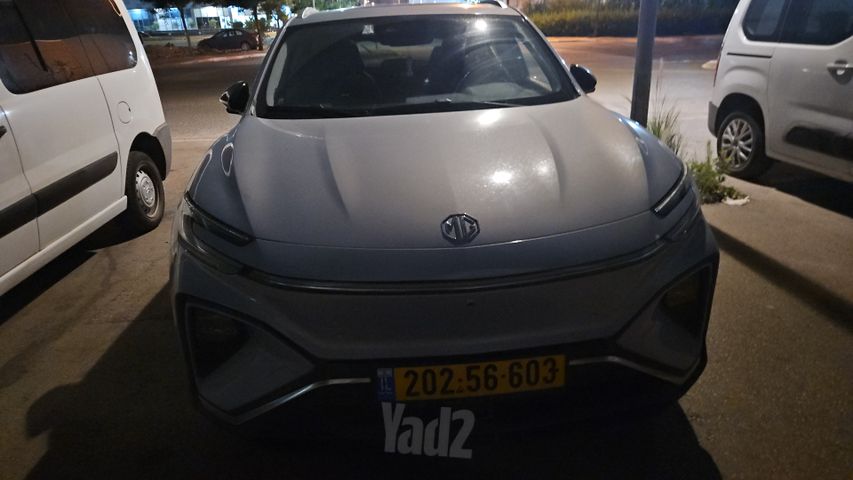 מודעת רכב אם ג'י מארוול R