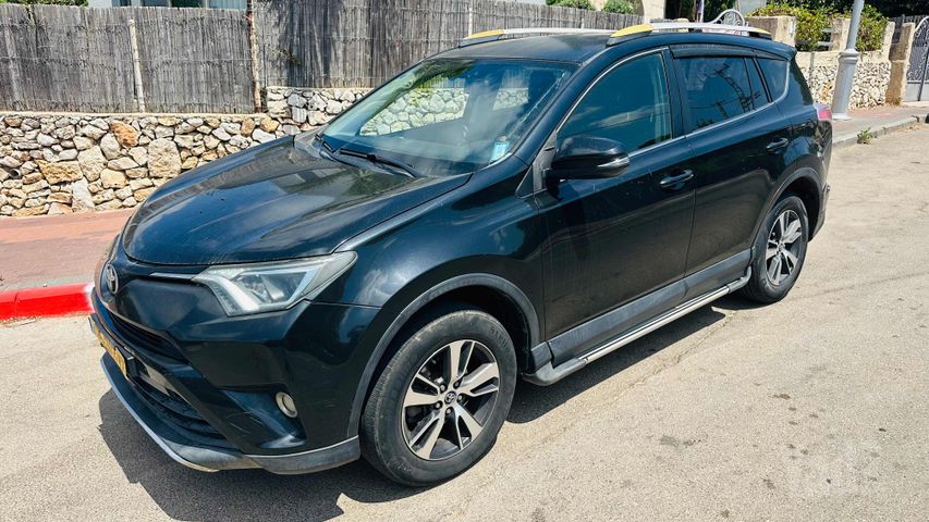 מודעת רכב טויוטה RAV4