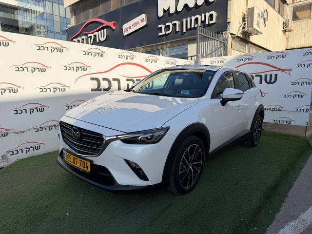 מודעת רכב מאזדה CX-3
