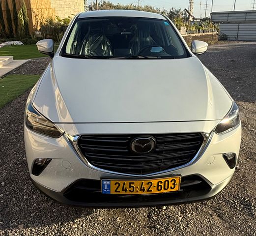 מודעת רכב מאזדה CX-3