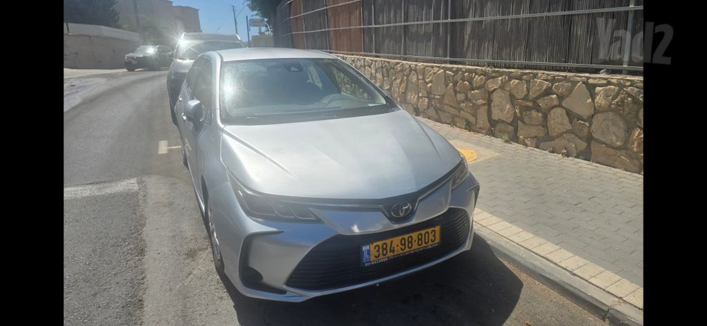 מודעת רכב טויוטה קורולה