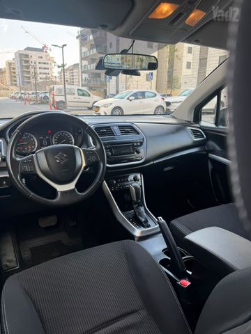 מודעת רכב סוזוקי קרוסאובר 2
